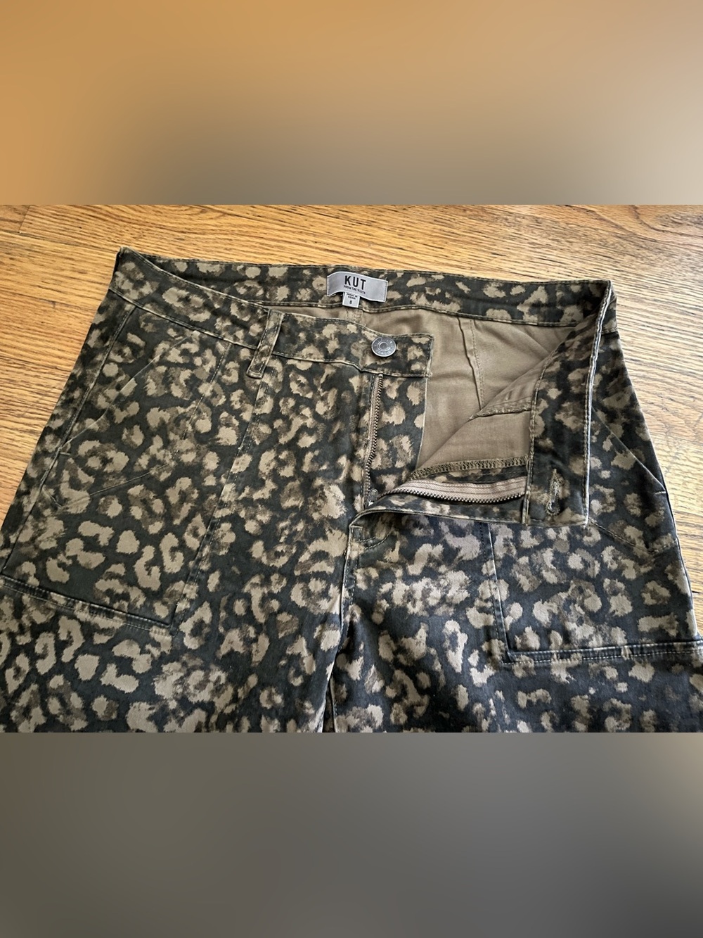 KUT Ashton Leopard Cheetah Print High Waist Crop Barrel Utility Jeans sz 8 - Picture 7 of 12